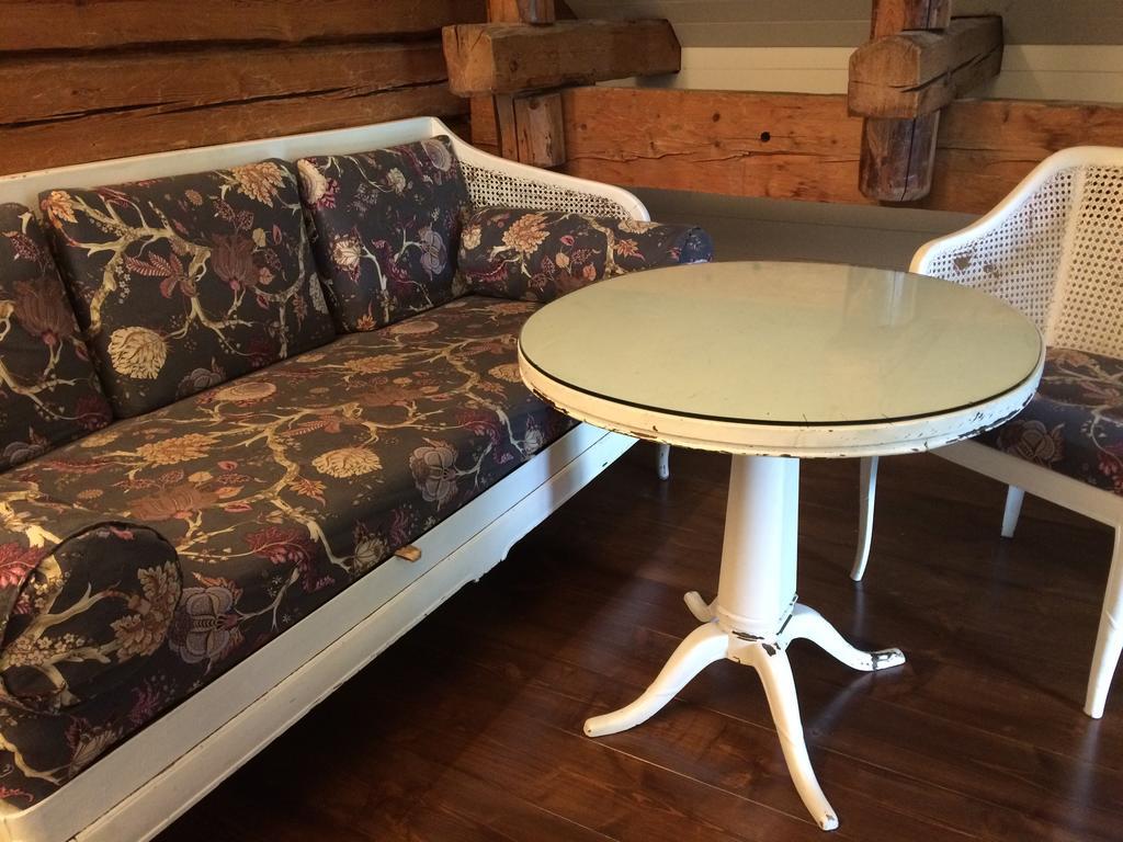Karaby Gard, Country Living Hostel Kristinehamn Εξωτερικό φωτογραφία